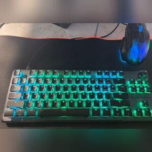 TURTLE BEACH VULCAN II TKL PRO & KONE XP AIR Mouse